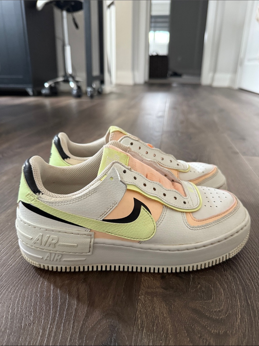 Nike Air Force 1 Low Shadow
Summit White Barely Volt Crimson Tint (Women's)